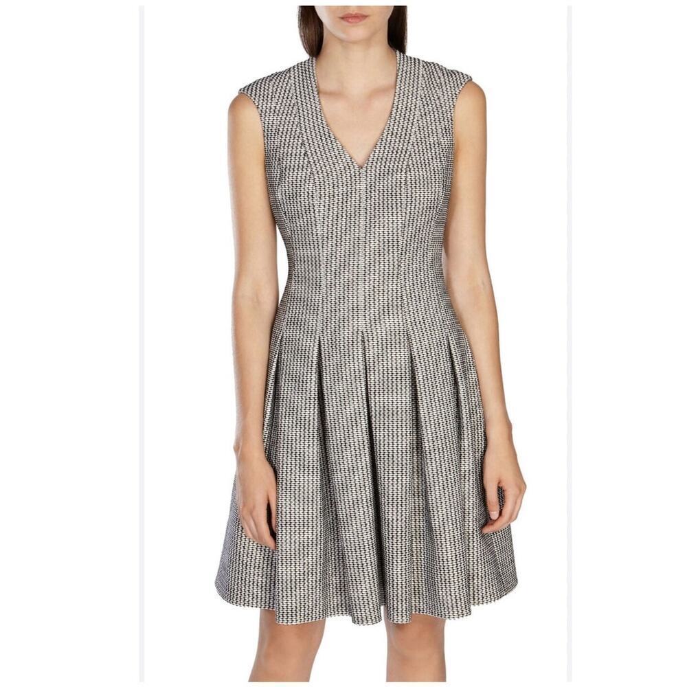 NWT Karen Millen Tailored Tweed Dress US Size 10 Black White Full Skirt V-Neck
